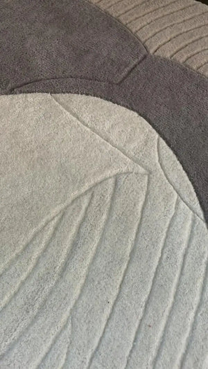 Isha Scuptural Irregular Hand Tufted Carpet & Rug