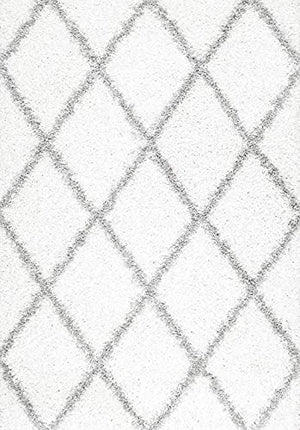 Croma White & Grey Shaggy Carpet